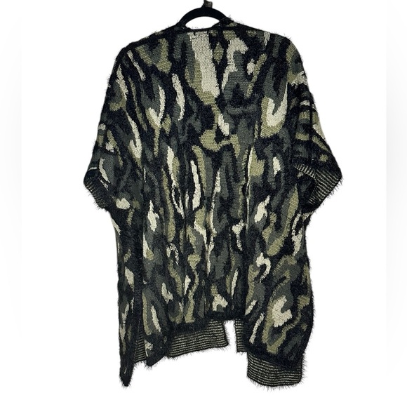 Anthropologie Akemi + Kin Cady Eyelash Wrap O/S - Picture 3 of 4